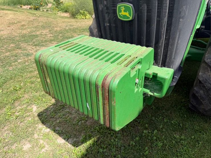 john-deere-8130-image-8