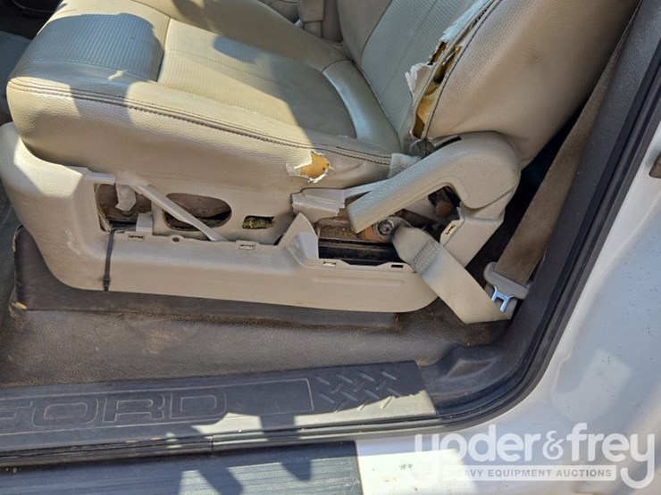 2010-ford-f150-image-36