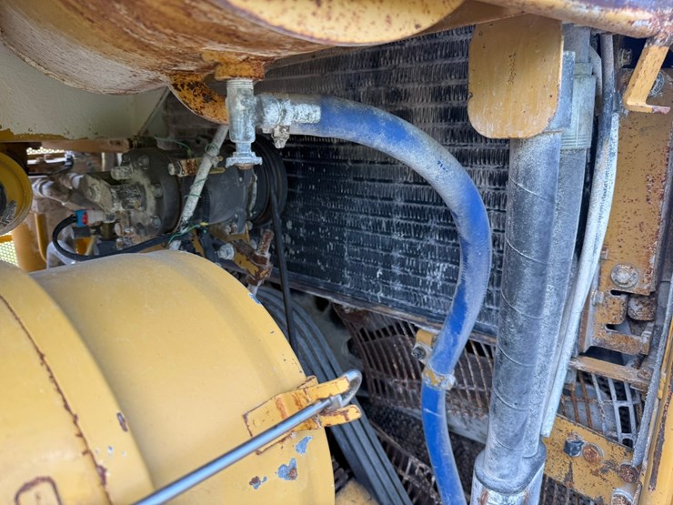 caterpillar-d9r-image-29