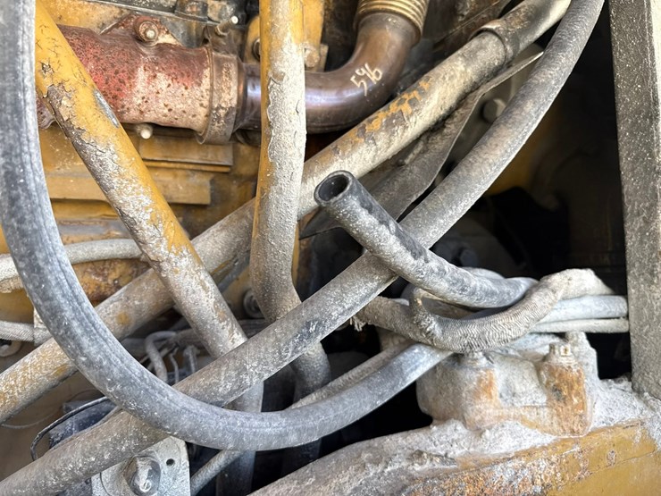 caterpillar-988-image-97