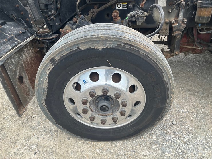 2012-kenworth-w900-image-115
