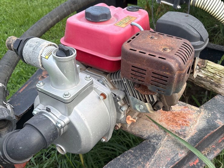 1500-gallon-portable-water-tank-trailer-w/-pump-image-8