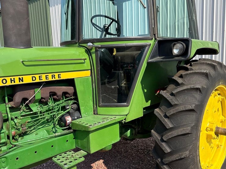1974-john-deere-4030-image-10
