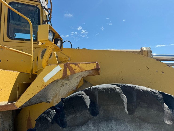 caterpillar-988-image-19