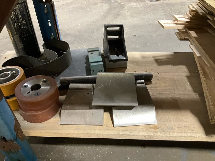 #190-•-2014-weinig-unimat-618-moulder-image-33