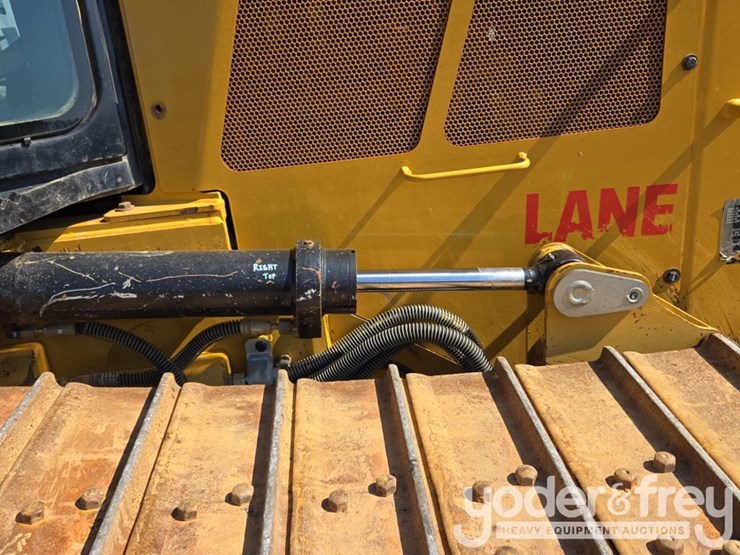 2019-caterpillar-d5k2-lgp-image-23