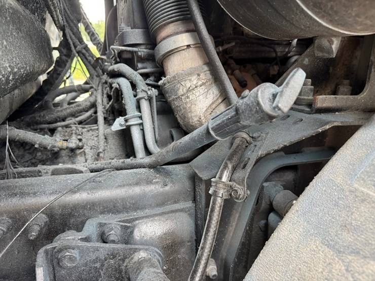 2016-mack-mru613-image-63