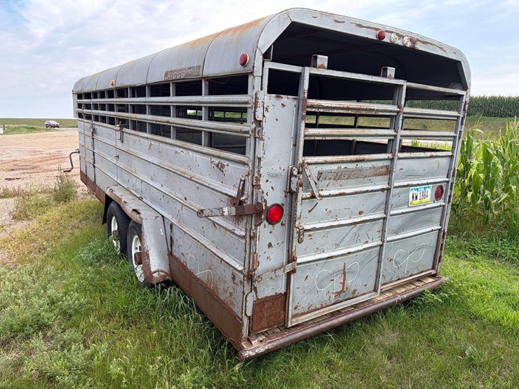 1975-triggs-7ft-x-20ft-gooseneck-livestock-trailer-image-5