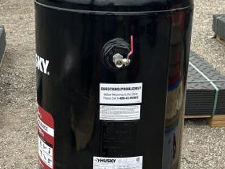 #299-•-husky-air-compressor-175-psi-60-gallon-image-2