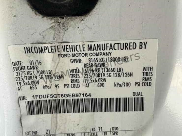 2016-ford-f550-image-15