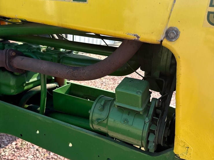 john-deere-530-image-25