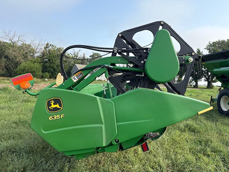 2009-john-deere-635f-image-5