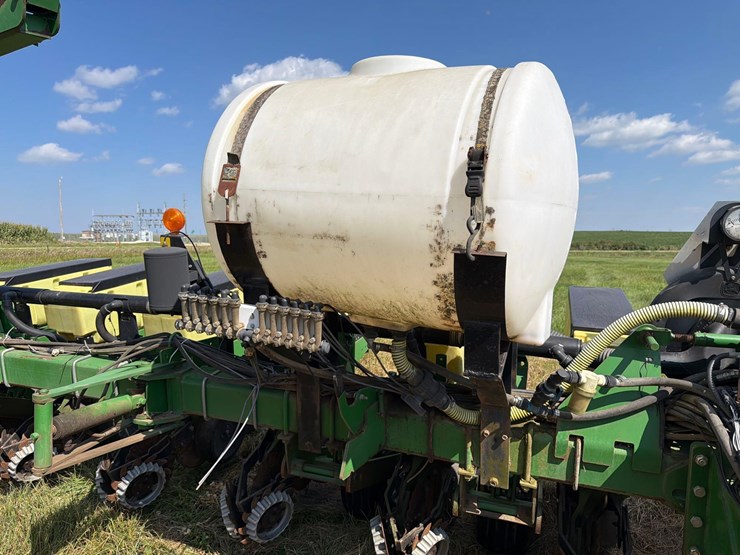john-deere-1760-image-9
