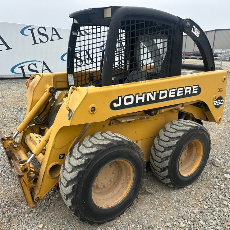 JOHN DEERE 250