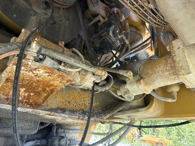 caterpillar-785b-image-105