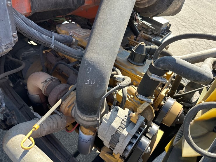 2000-caterpillar-3126-image-26