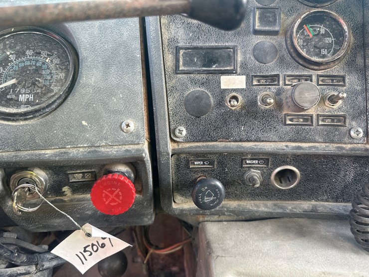 mack-dm685s-image-30