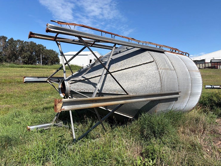 hog-slat-15-ton-bulk-bin-image-2