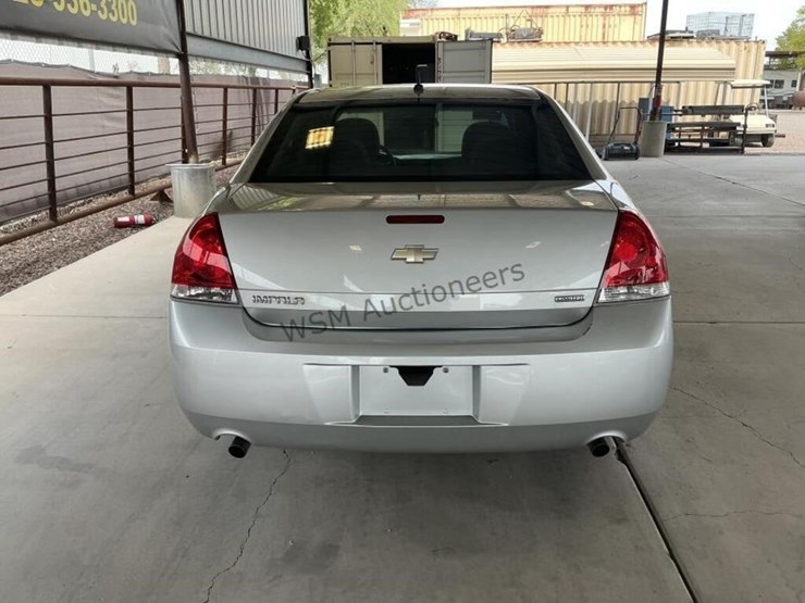 2015-chevrolet-impala-sdn-image-6