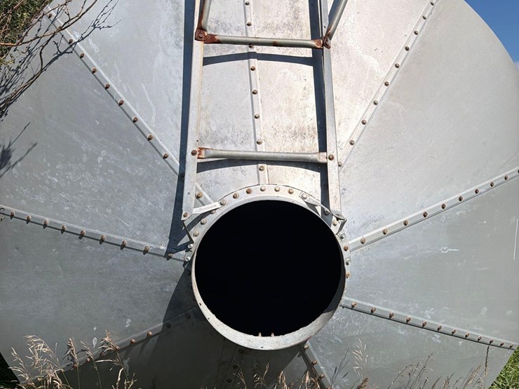 hog-slat-15-ton-bulk-bin-image-4