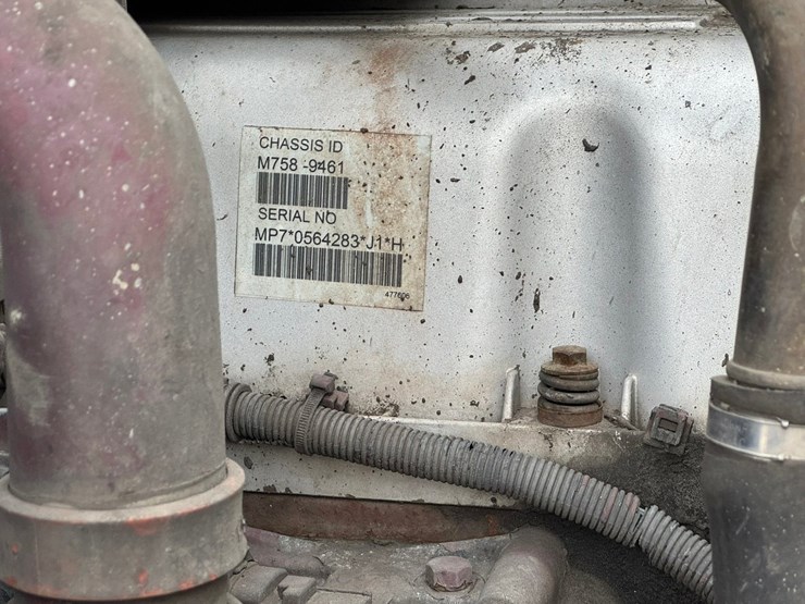 2015-mack-leu613-image-68