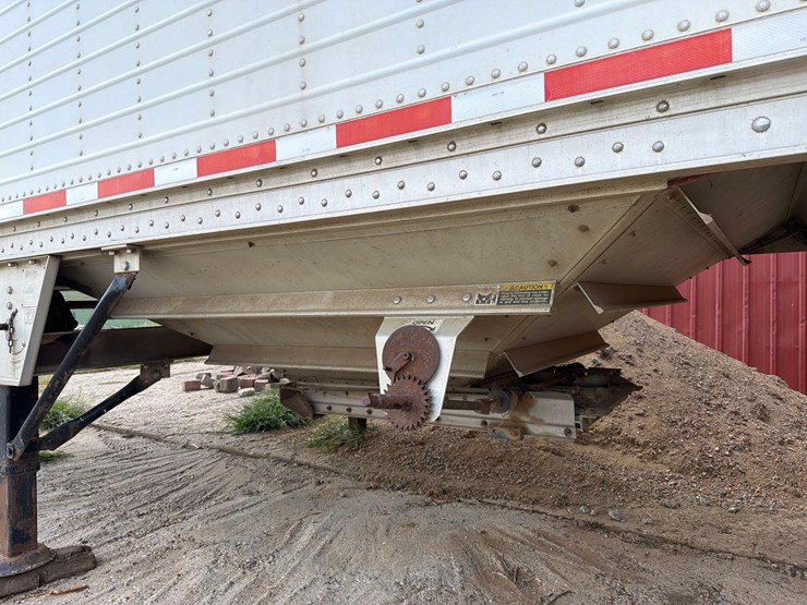 2003-wilson-grain-trailer-image-38