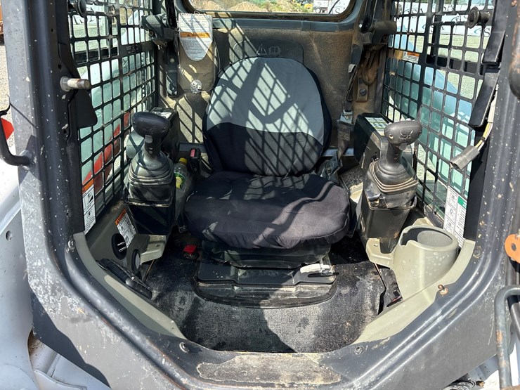 2016-bobcat-t630-image-46
