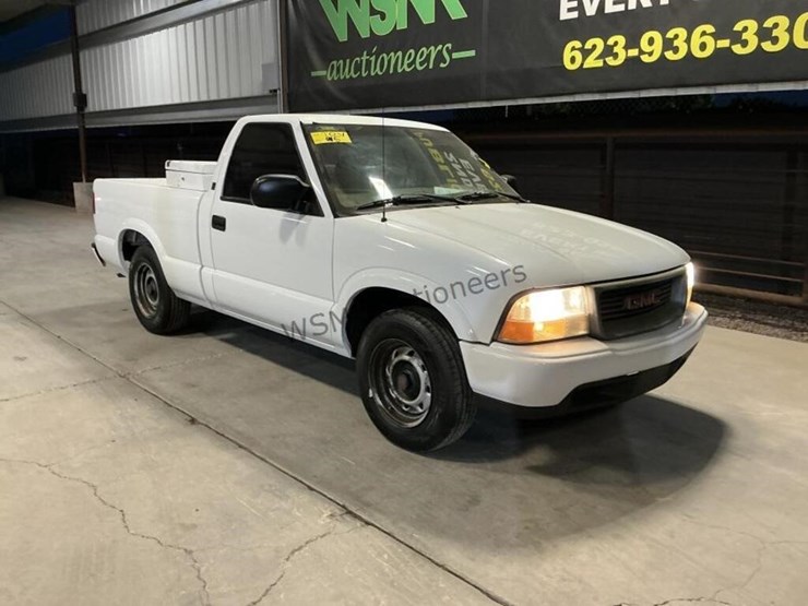 2001-gmc-sonoma-p/u-image-2