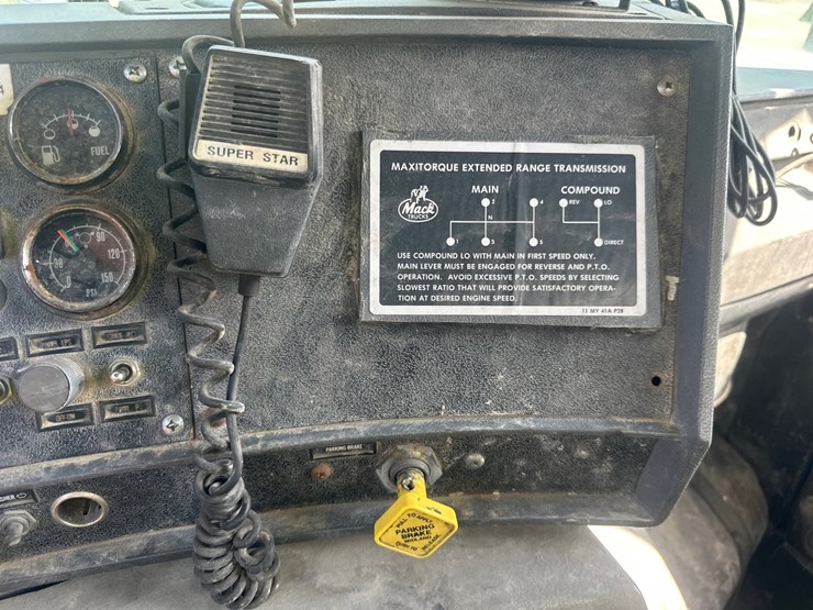 mack-dm685s-image-31