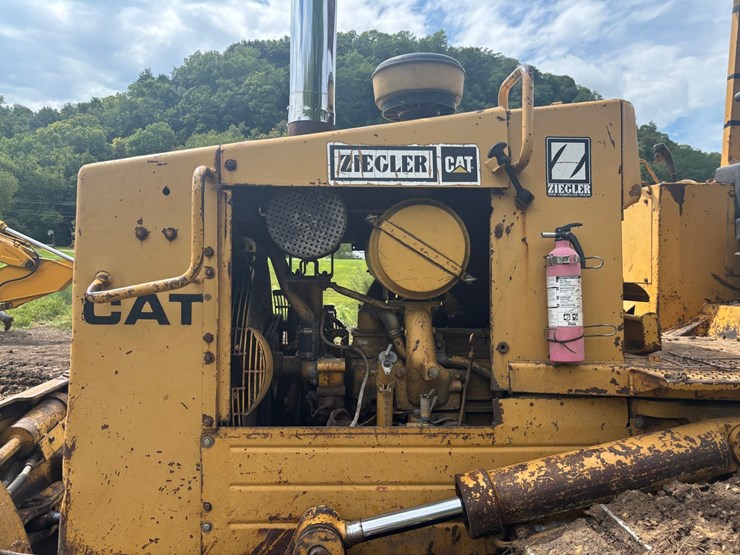 caterpillar-d4h-image-11