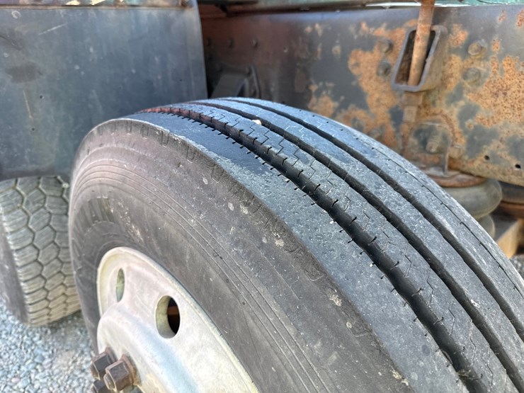 1998-peterbilt-378-image-116
