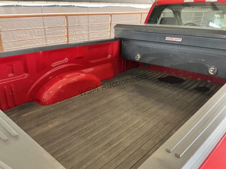 2017-ford-f150-image-9