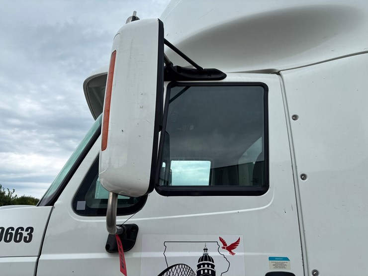 2015-international-prostar-image-15