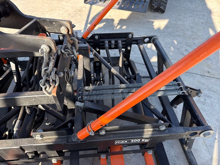 #61439-•-2013-optimas-t11-paver-laying-machine-image-12