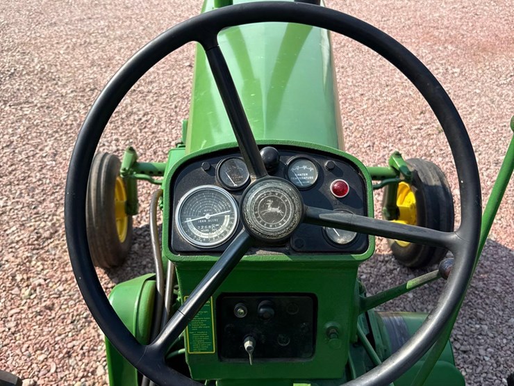 john-deere-730-image-44