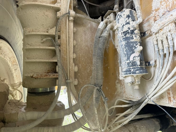 caterpillar-785b-image-32