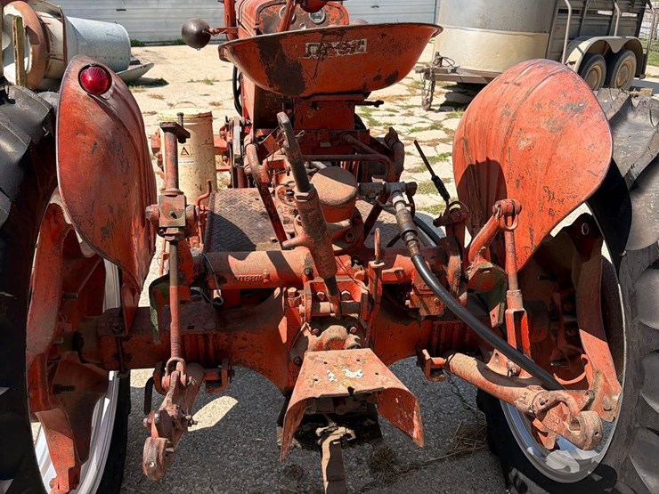 case-vac-tractor-image-17