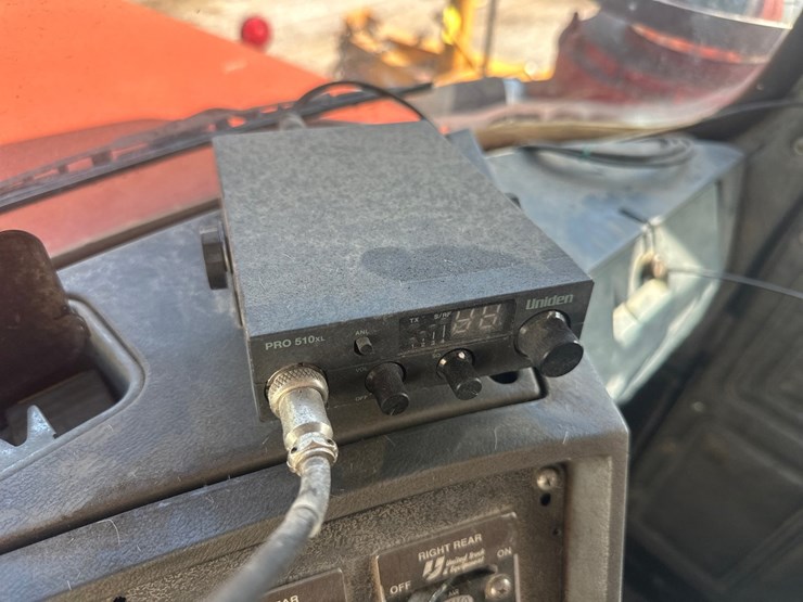 mack-rd690s-image-32