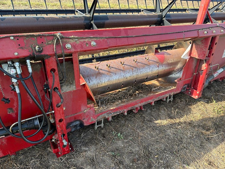2005-case-ih-1020-image-7