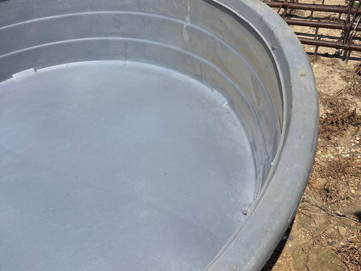 hastings-7ft-cattle-water-tank-image-6