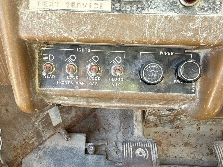 caterpillar-988-image-127