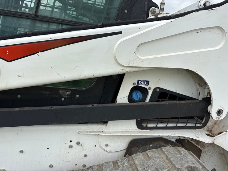 2018-bobcat-t870-image-19