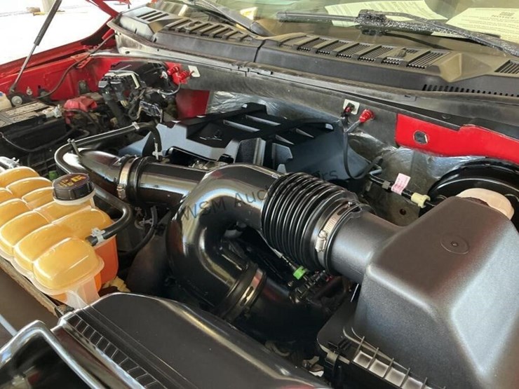 2017-ford-f150-image-11