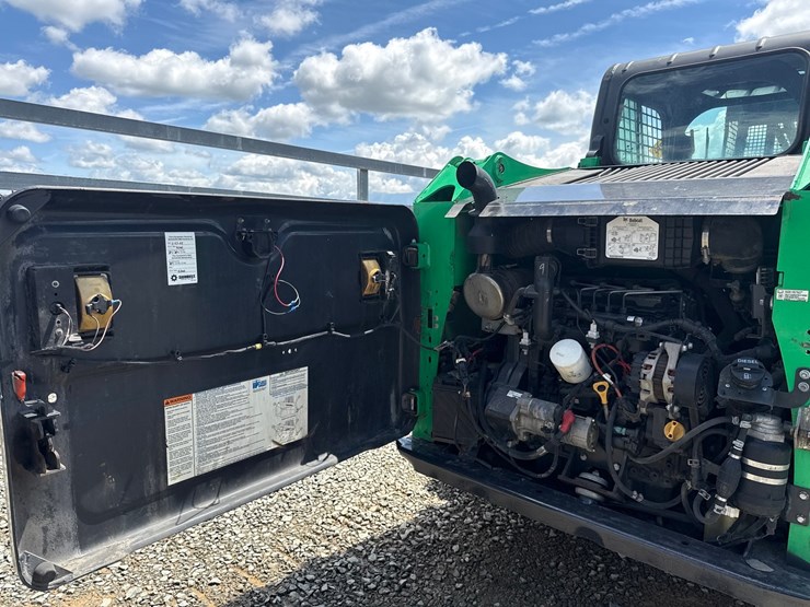 2019-bobcat-t550-image-30