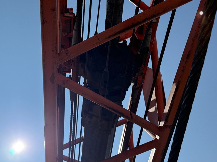 #2470-•-2002-tor-truck-dr-4280-crane-truck-image-11