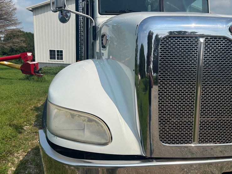 #2289-•-2006-peterbilt-tandem-axle-dump-truck-image-16