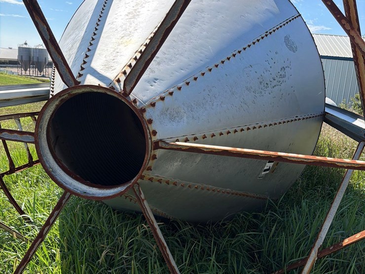 hog-slat-15-ton-bulk-bin-image-13