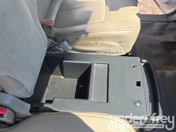2010-ford-f150-image-34