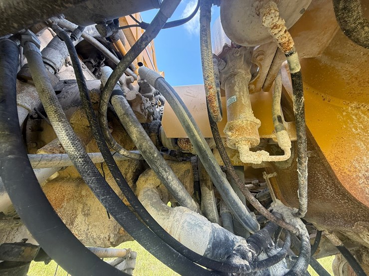 caterpillar-785b-image-33