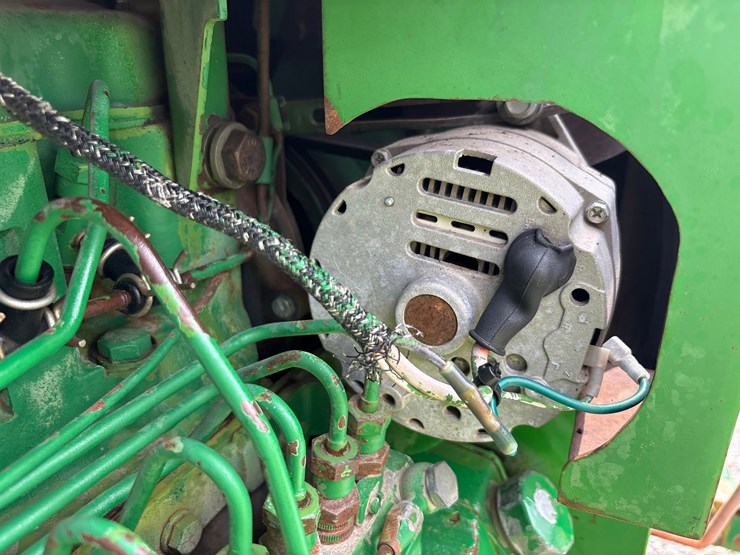 john-deere-4430-image-33